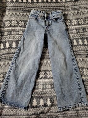 abercrombie kids 5/6 Light Wash Wide-Leg Jeans Embroidered Heart&Bow Pocket